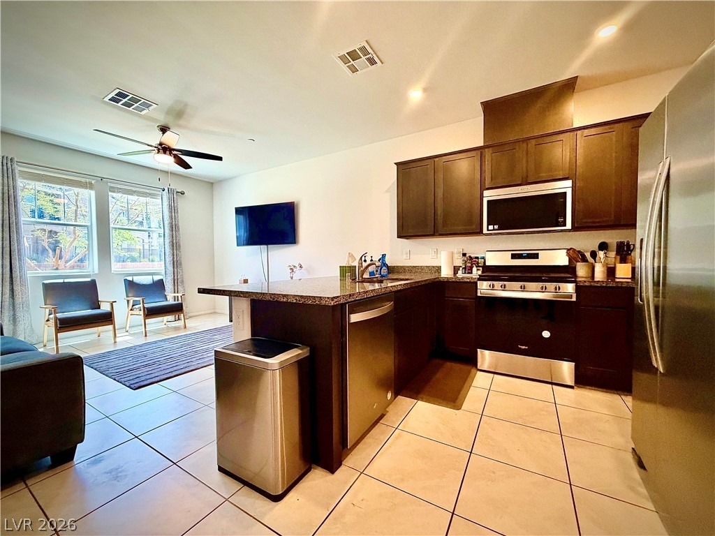523 Cattleya Place - Photo 5