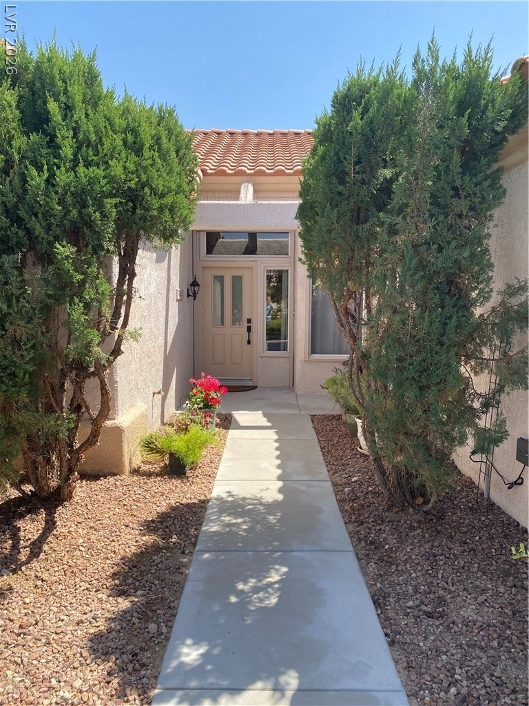 10013 Woodhouse Drive - Photo 3