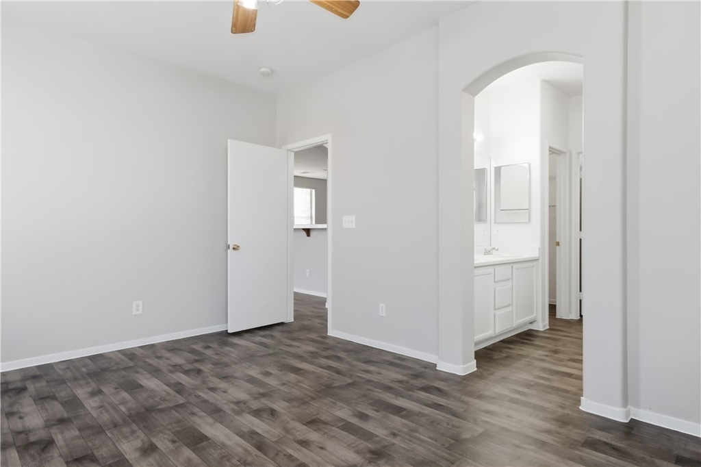 2529 Rainbow Cactus Court - Photo 14
