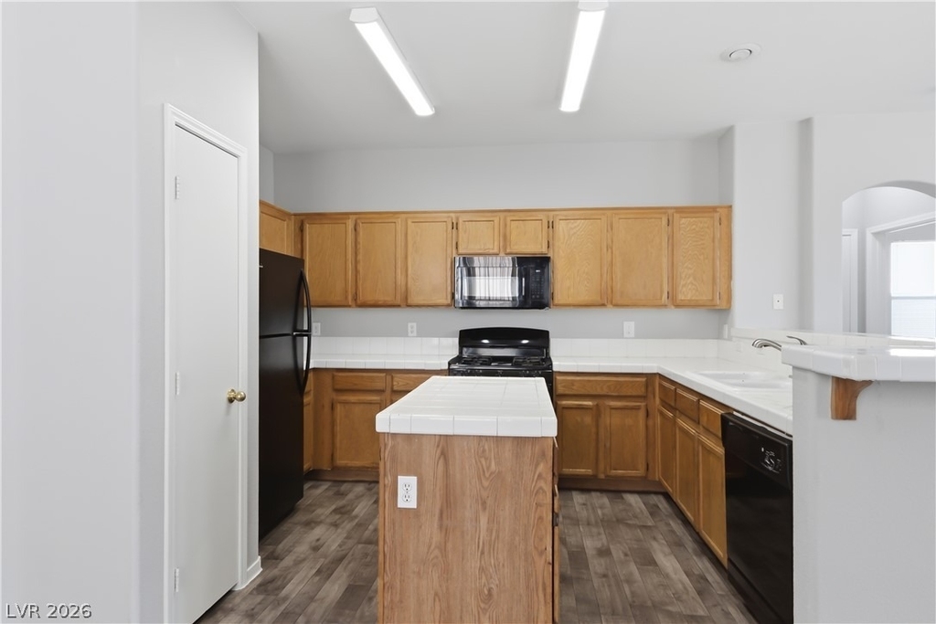 2529 Rainbow Cactus Court - Photo 7