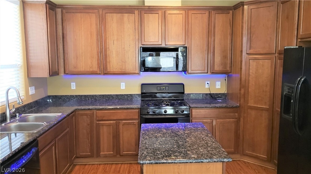 2819 Dunnottar Avenue - Photo 7