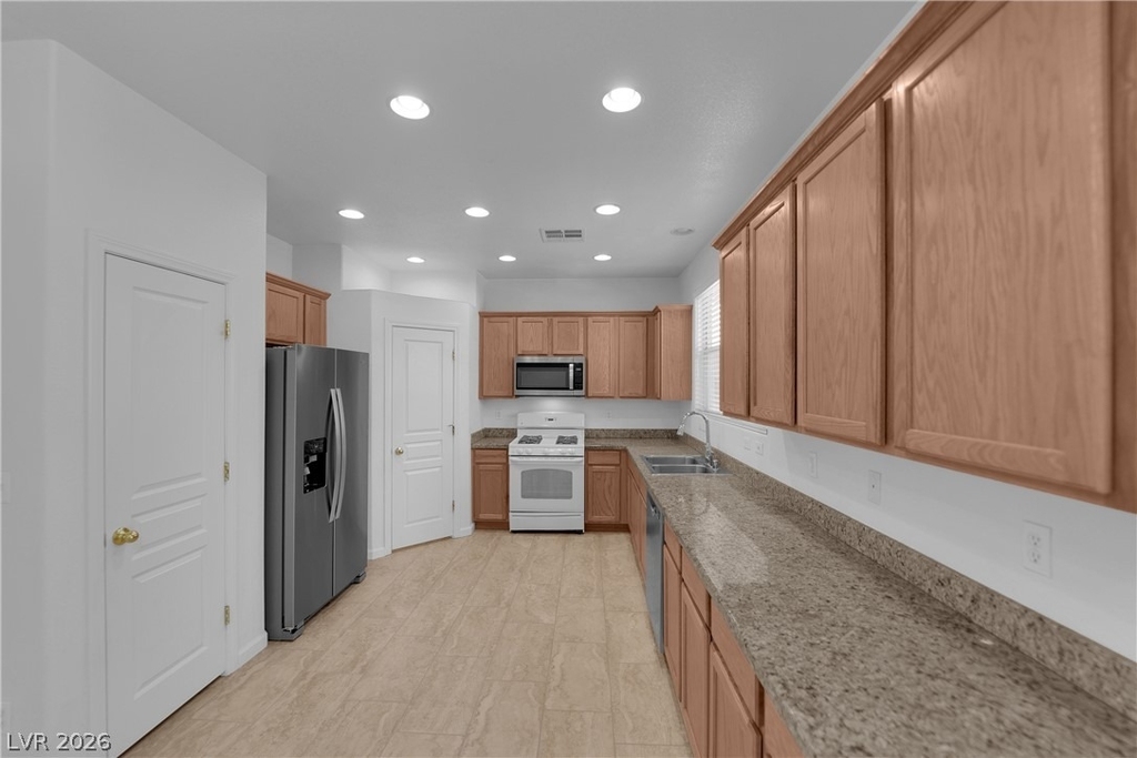 8779 Salvestrin Point Avenue - Photo 12