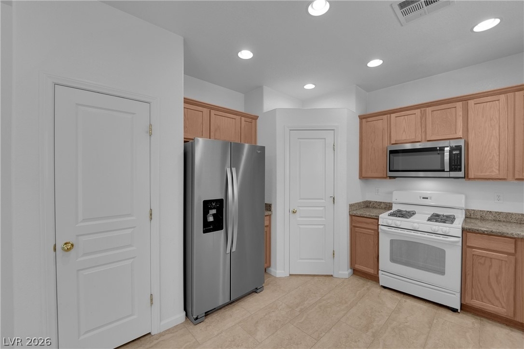 8779 Salvestrin Point Avenue - Photo 11