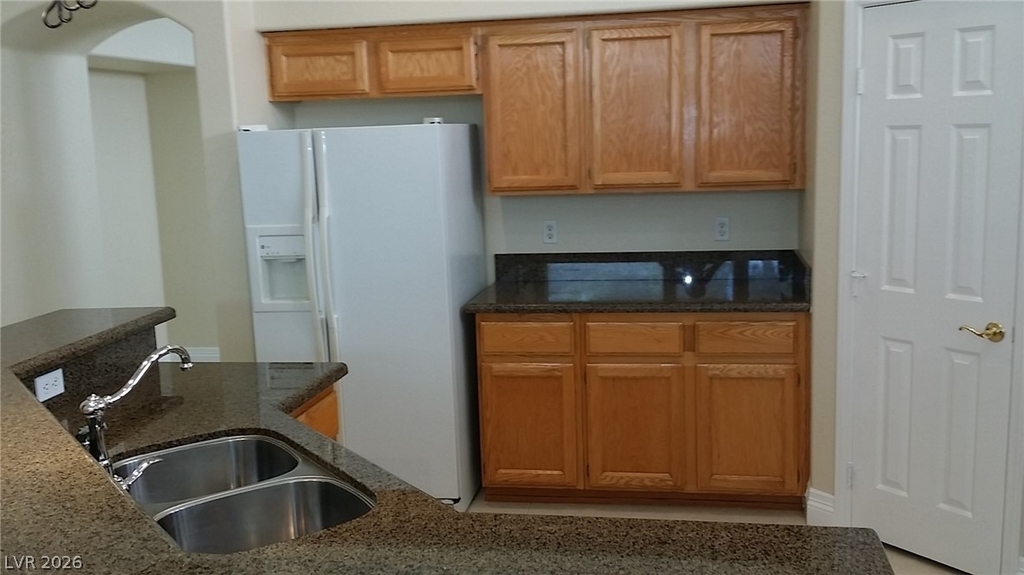 1125 Coral Rainbow Avenue - Photo 5