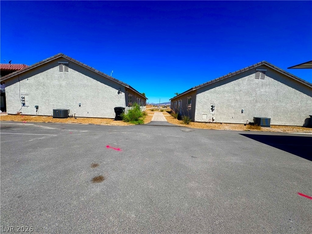 1390 Ogallala Street - Photo 0