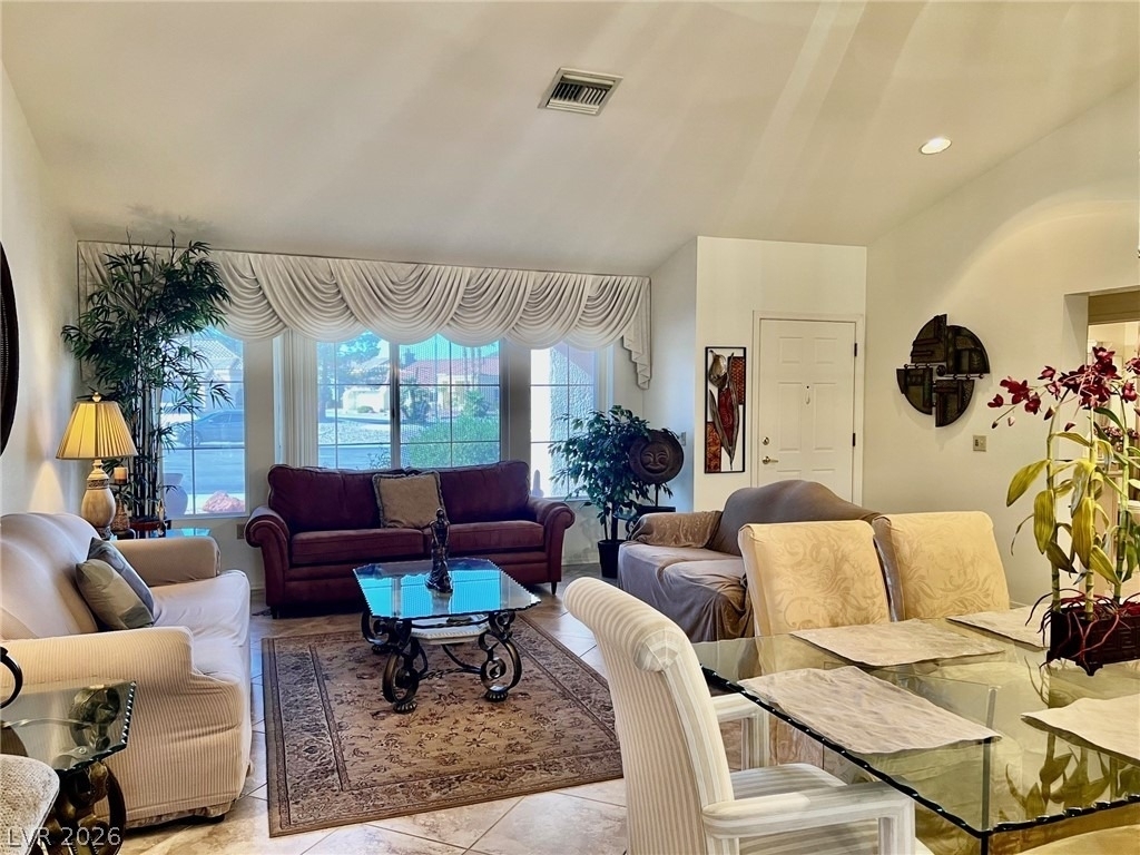 2404 Floyd Court - Photo 3