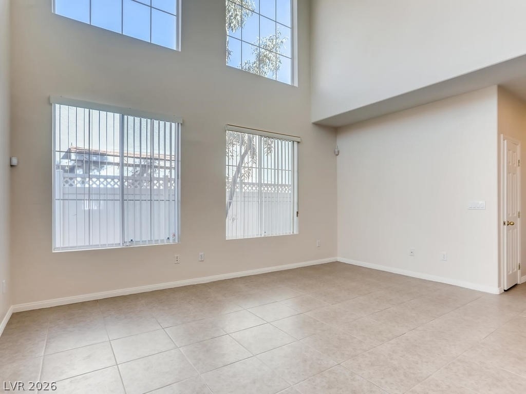 6178 Arbor Valley Avenue - Photo 3