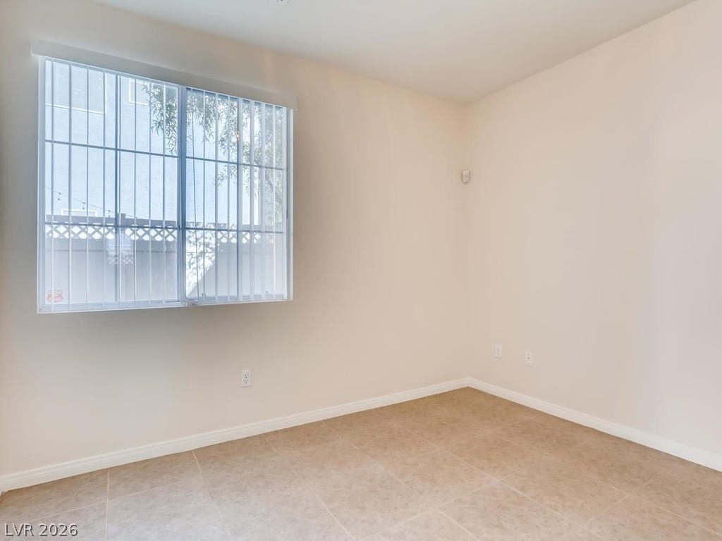 6178 Arbor Valley Avenue - Photo 10