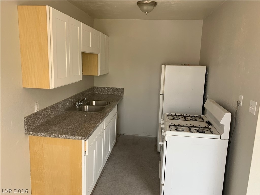 230 W Boston Avenue - Photo 4