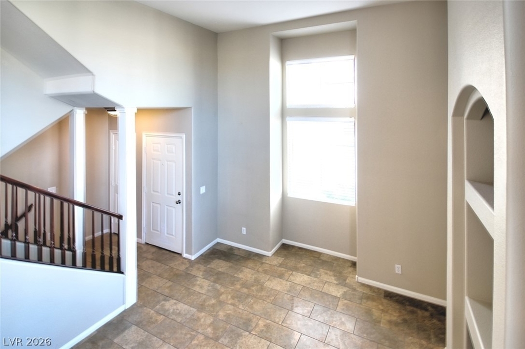 8400 Tiger Woods Avenue - Photo 2
