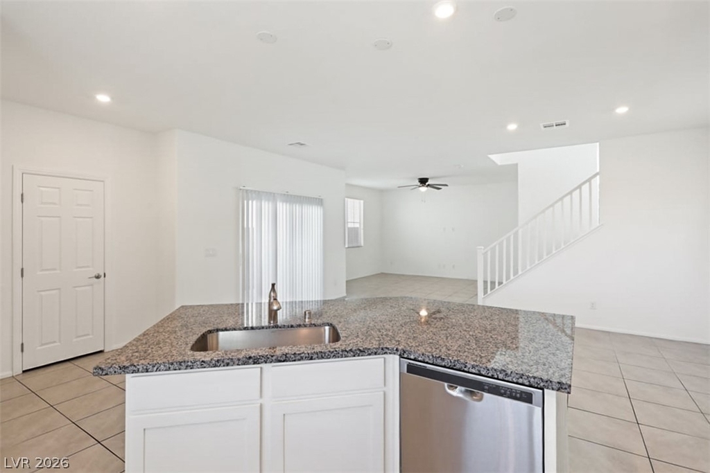 10589 Sariah Skye Avenue - Photo 14