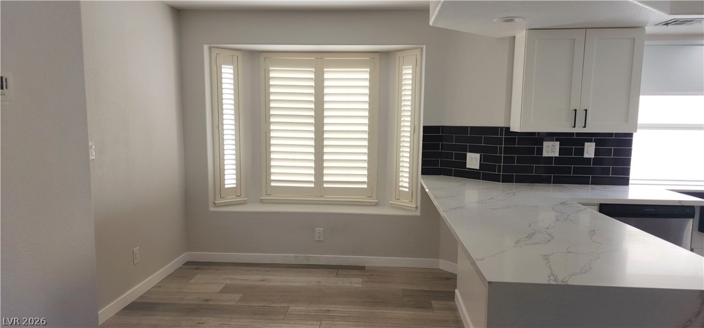8016 Shorecrest Drive - Photo 10