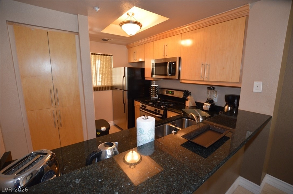 220 E Flamingo Road - Photo 8