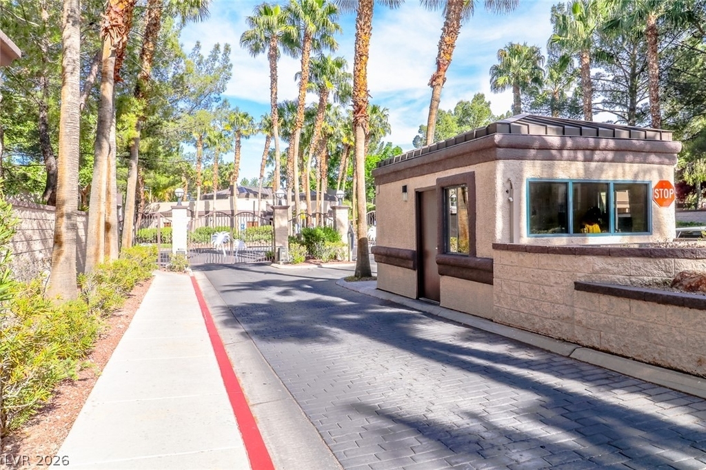 5250 S Rainbow Boulevard - Photo 46