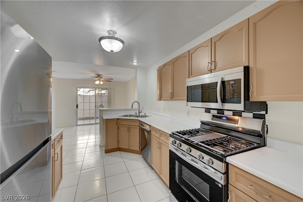 8039 Teresita Avenue - Photo 7