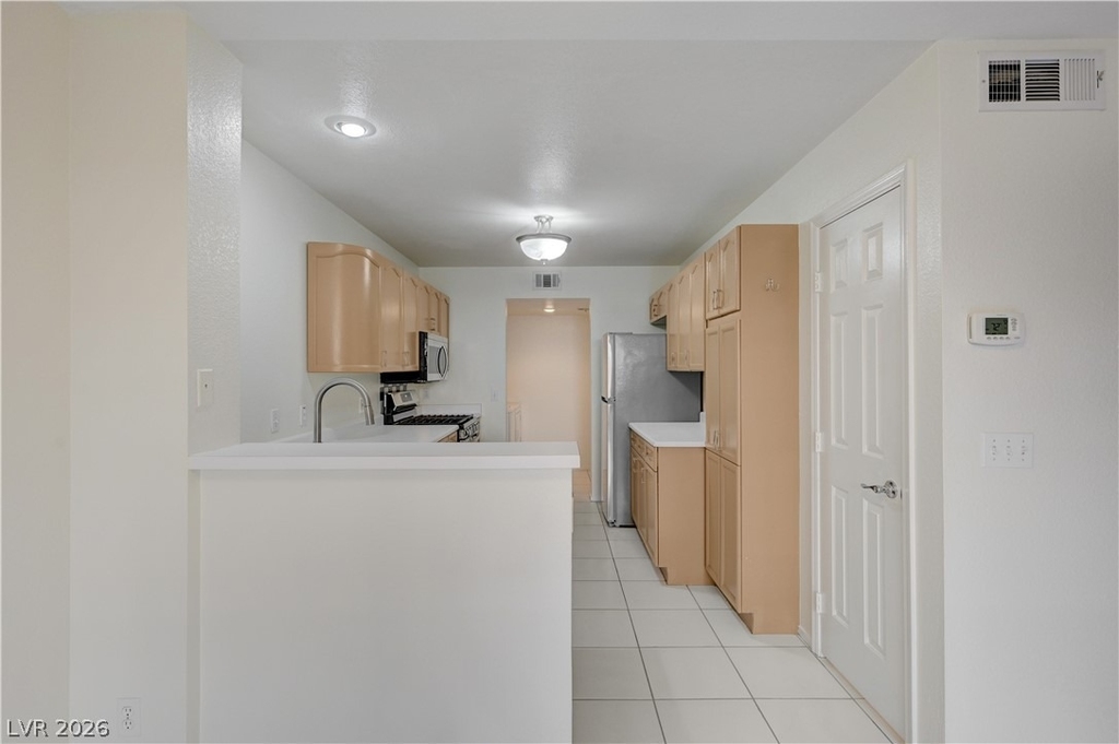 8039 Teresita Avenue - Photo 4