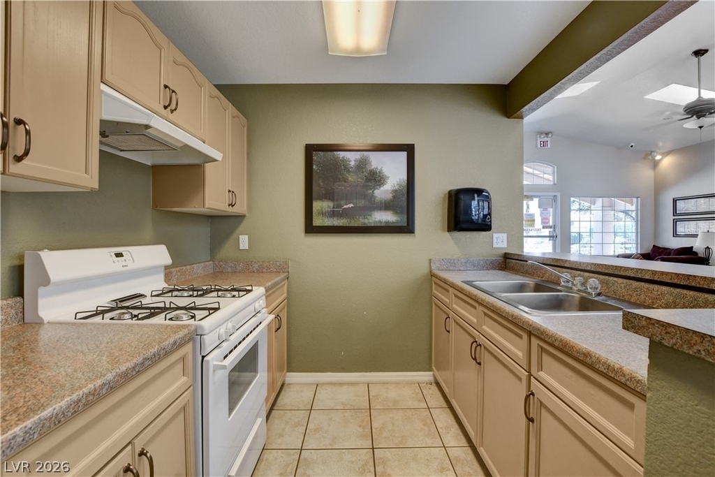 8039 Teresita Avenue - Photo 65