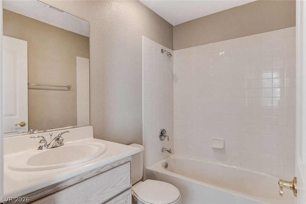 1001 Bannockburn Street - Photo 33