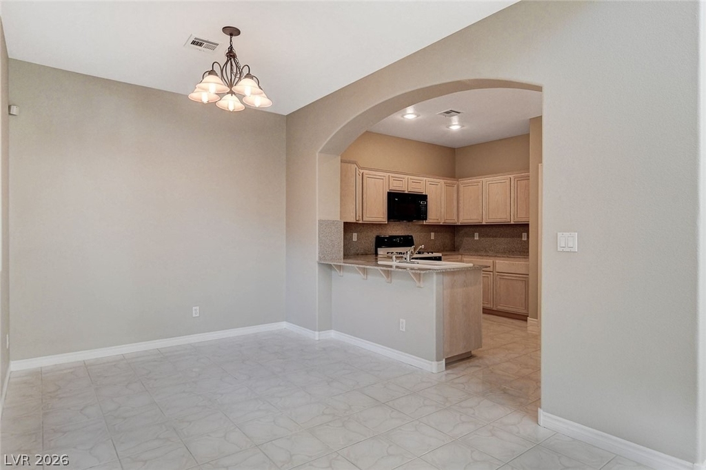 1001 Bannockburn Street - Photo 15