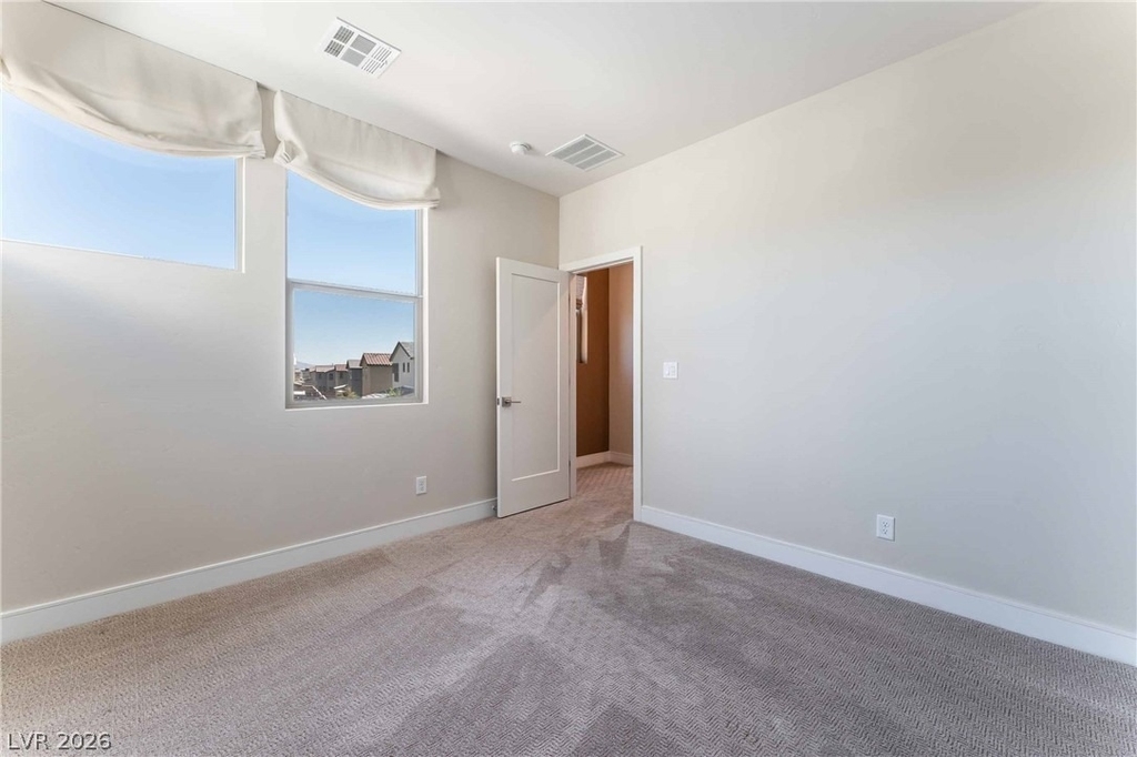 6933 Whisper Canyon Place - Photo 16