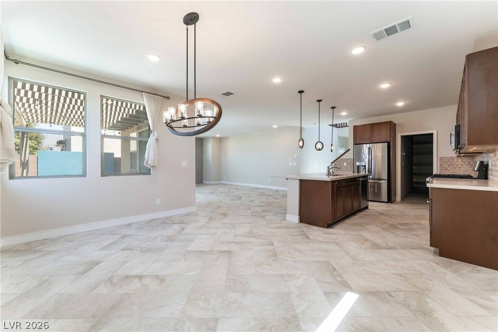 6933 Whisper Canyon Place - Photo 8