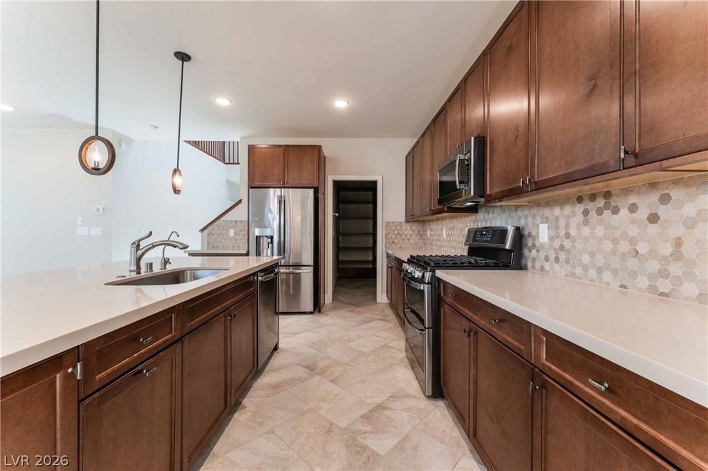 6933 Whisper Canyon Place - Photo 6