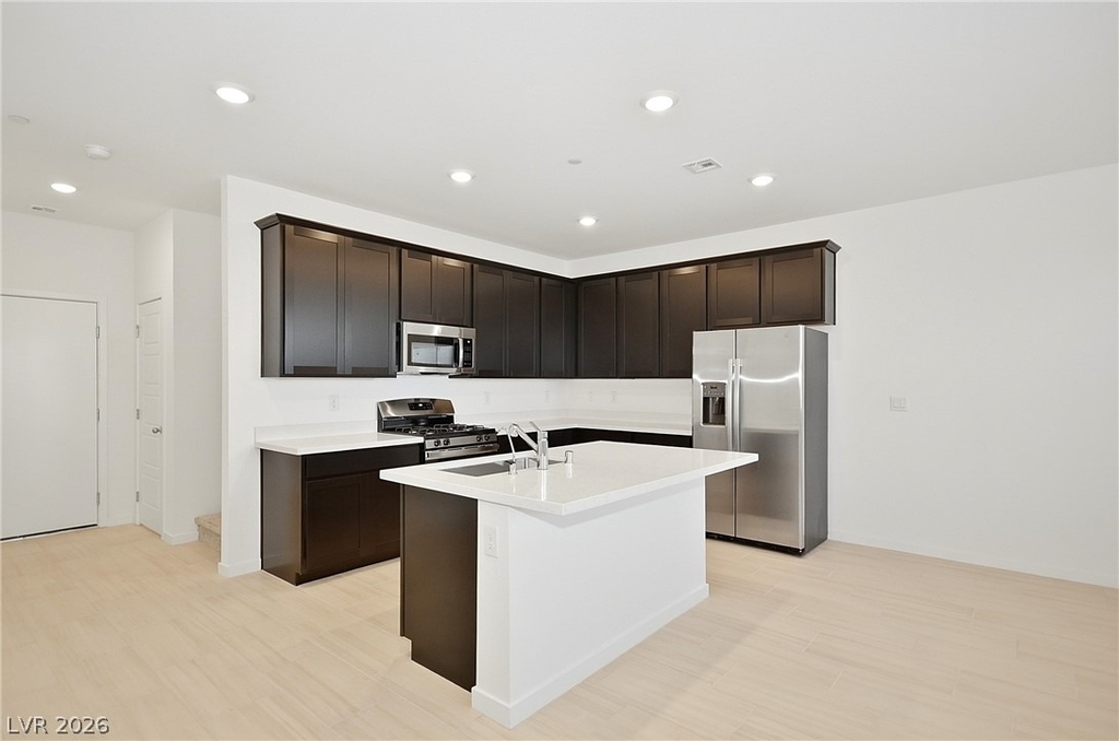 254 Walsh Peak Avenue - Photo 9