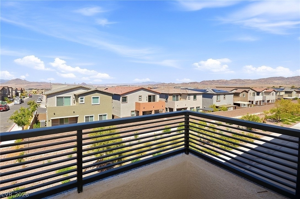 254 Walsh Peak Avenue - Photo 18