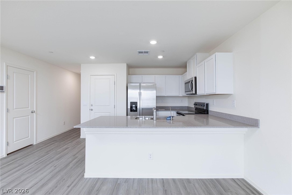 6061 Amaryllis Falls Street - Photo 11