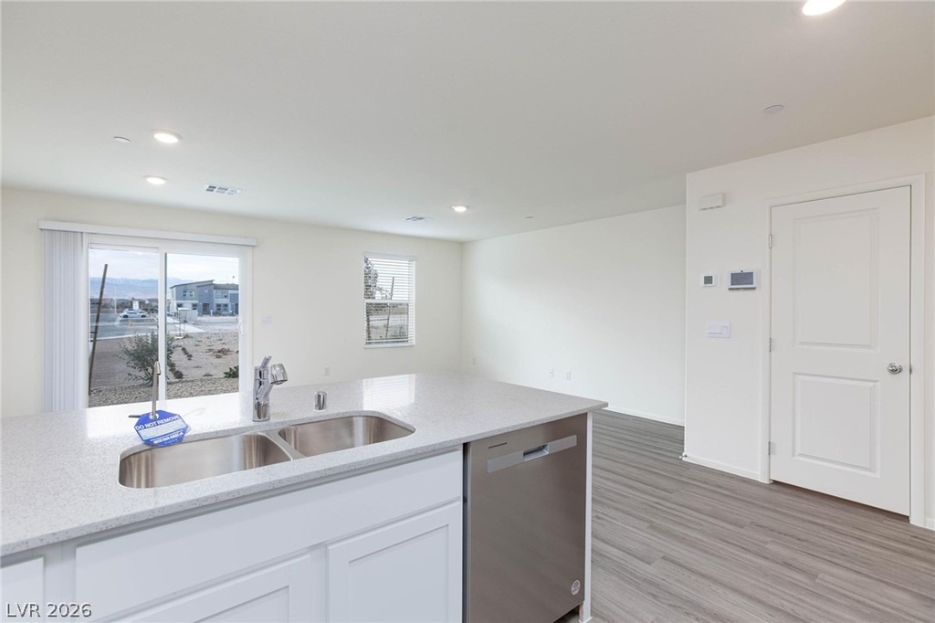 6061 Amaryllis Falls Street - Photo 0