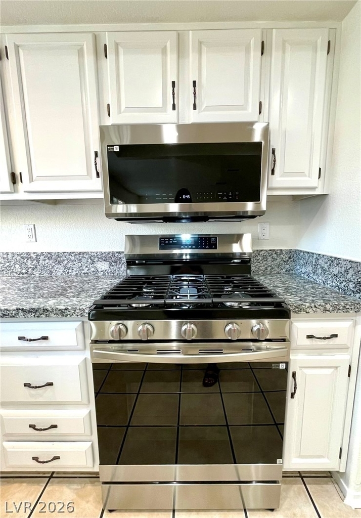 1326 Pine Terrace Court - Photo 10