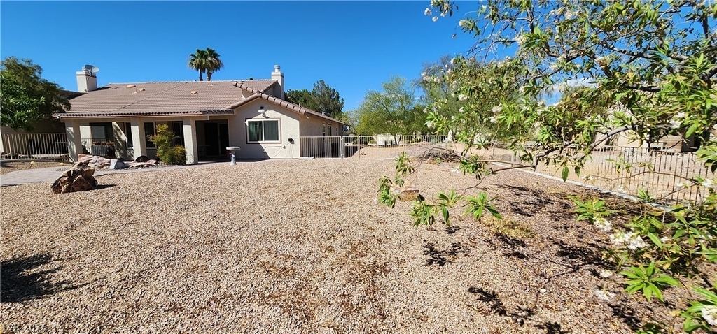 5213 Orchard Hills Avenue - Photo 4