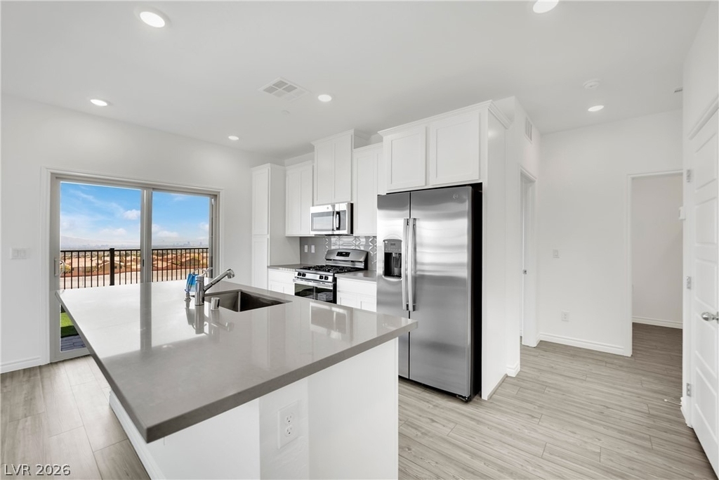 600 N Carriage Hill Drive - Photo 16