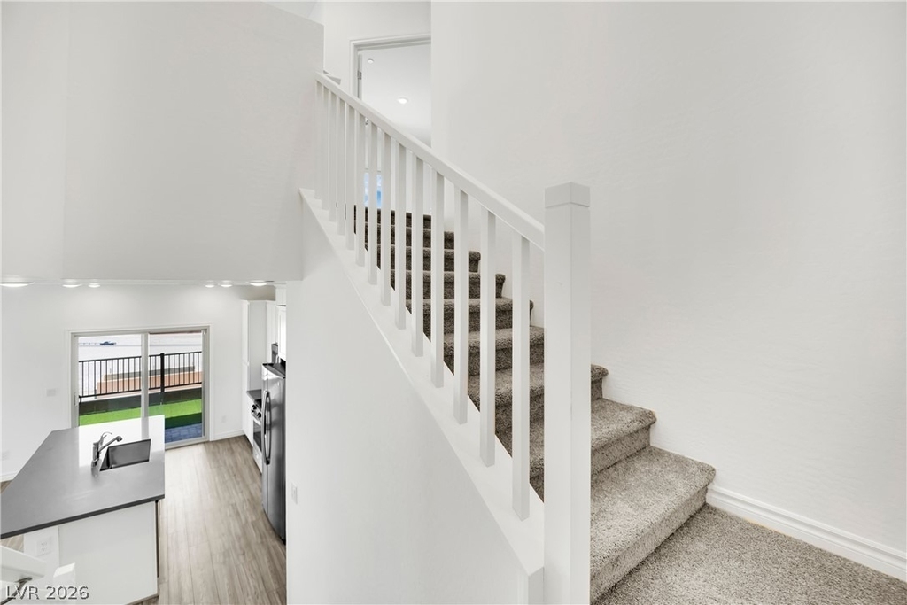 600 N Carriage Hill Drive - Photo 17