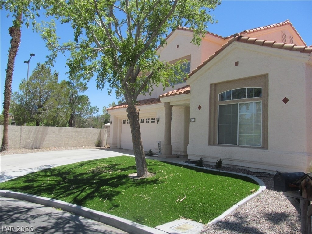 8701 Crescent Ridge Lane - Photo 1
