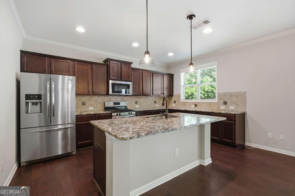 4910 Belcrest Way - Photo 12