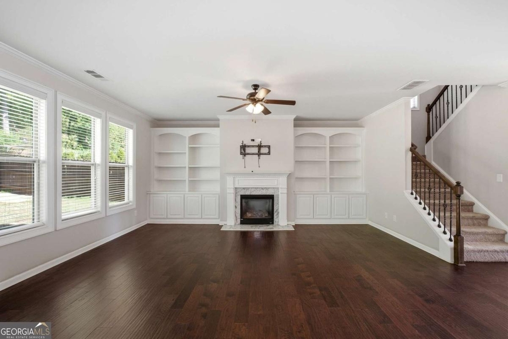 4910 Belcrest Way - Photo 10