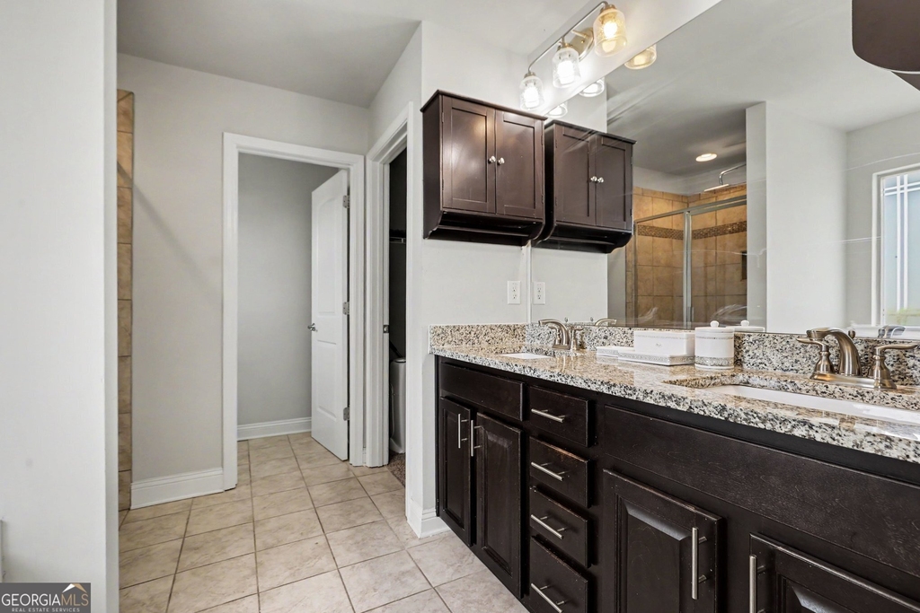 837 Everleigh Court - Photo 9