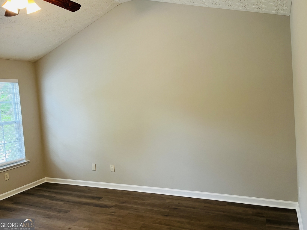 4014 Carisbrook Drive - Photo 31