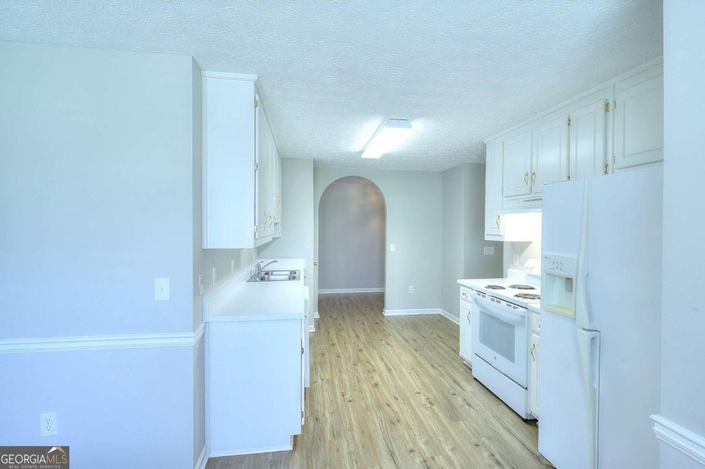 4160 Janel Lane - Photo 30