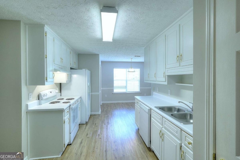 4160 Janel Lane - Photo 34