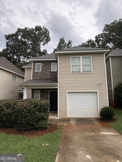 661 Carlton Pointe Drive - Photo 0
