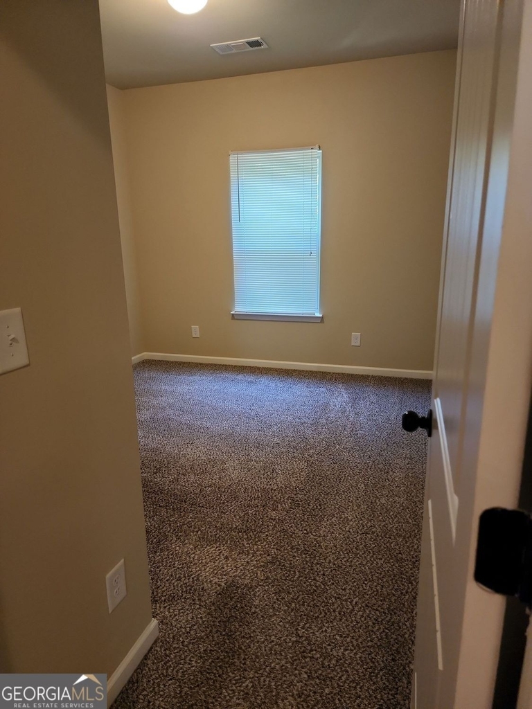 628 Oakside Place - Photo 17