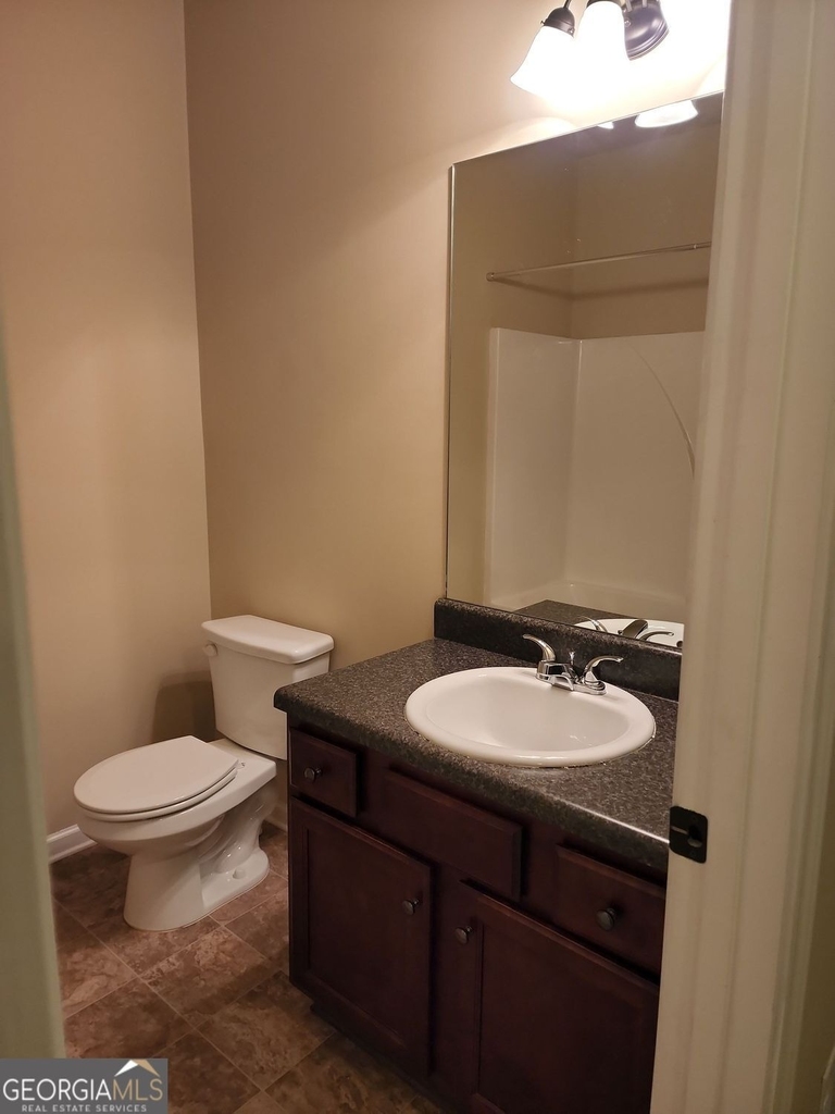 628 Oakside Place - Photo 16