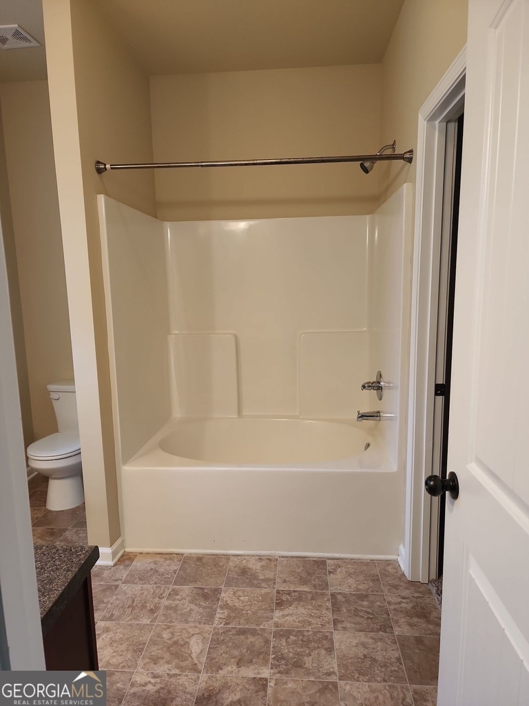 628 Oakside Place - Photo 12