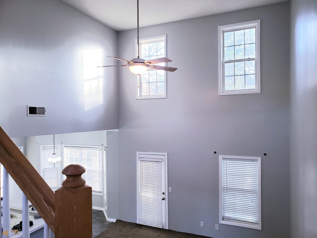 130 Oak Park Terrace - Photo 7