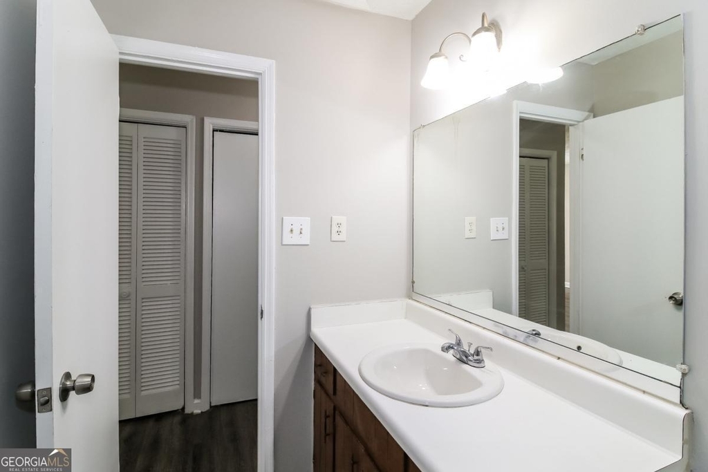 307 Hamilton Glenn - Photo 12