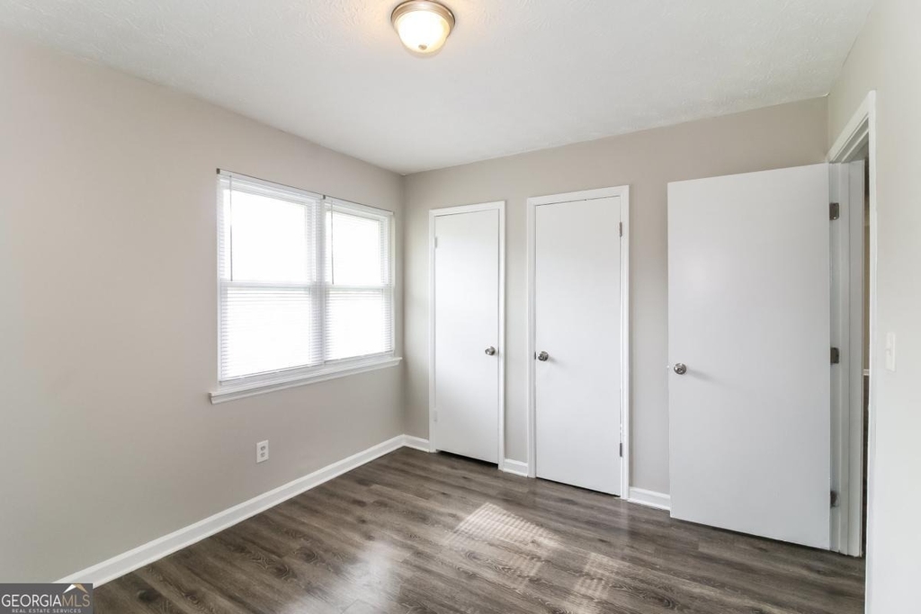 307 Hamilton Glenn - Photo 7