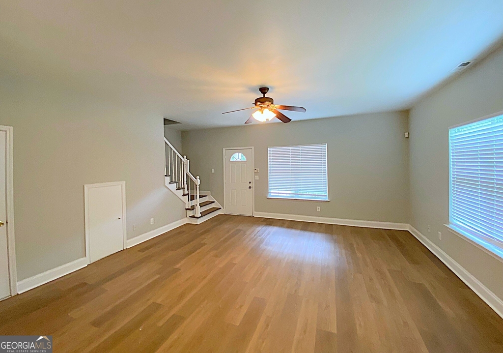 145 Bowen Street - Photo 3