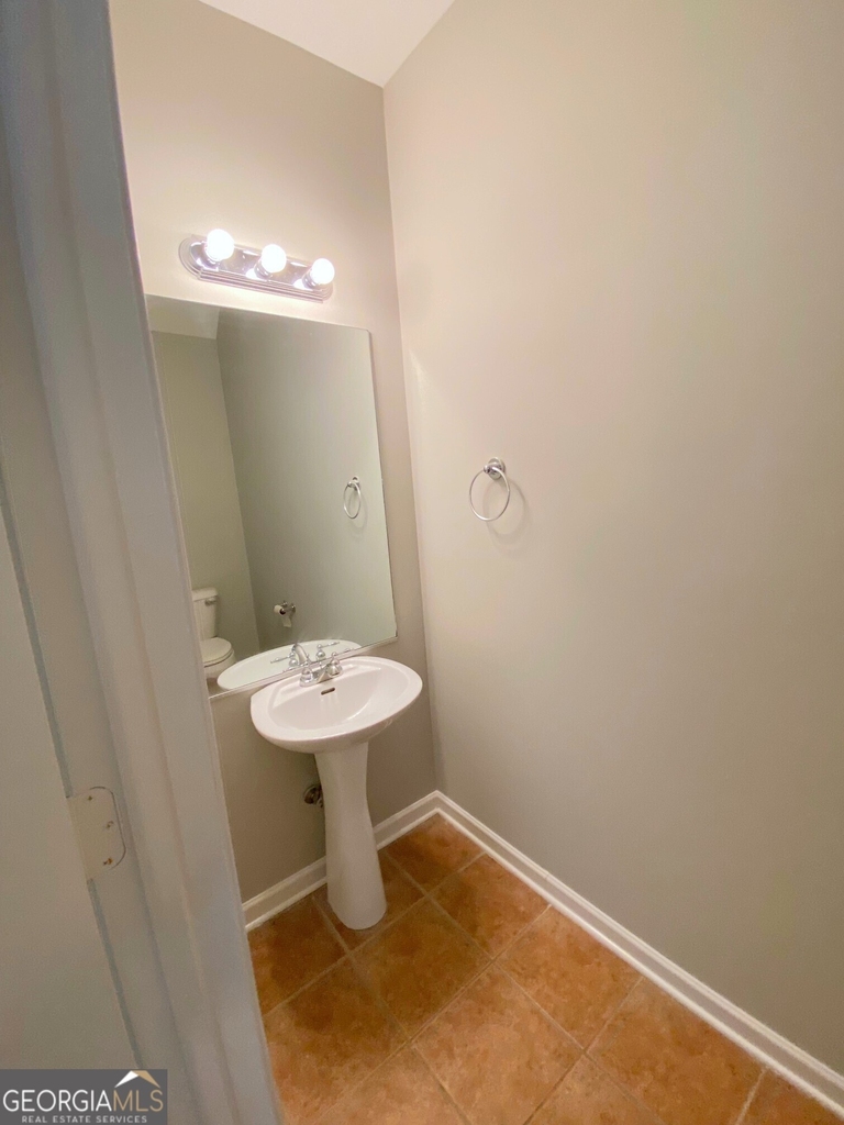 145 Bowen Street - Photo 6